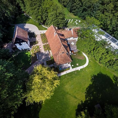 Domaine Du Kaegy - Hebergements 5 Etoiles Steinbrunn-le-Bas Esterno foto